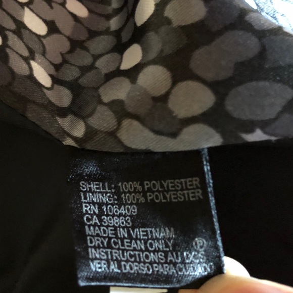 Tahari Fitted Notched Collar Black Textured Jacket - Picture 6 of 7